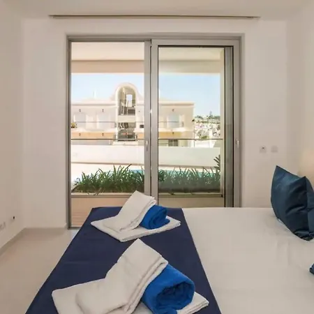 Apartment Zentuni Ocean Front Lagos