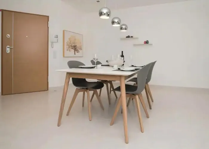 Zentuni Ocean Front ラゴス