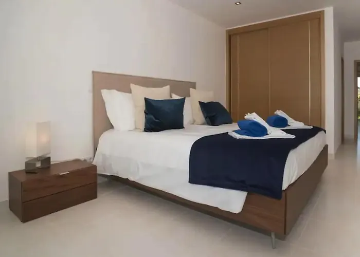 アパート Zentuni Ocean Front *