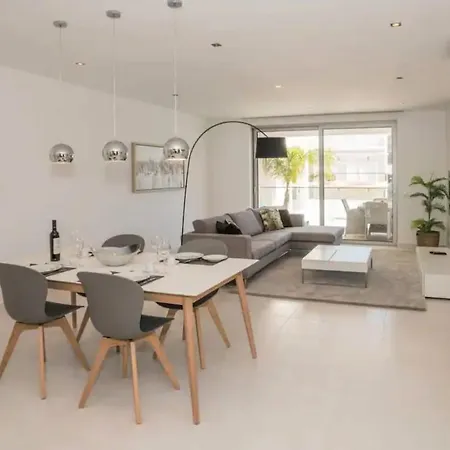 Zentuni Ocean Front Appartamento *